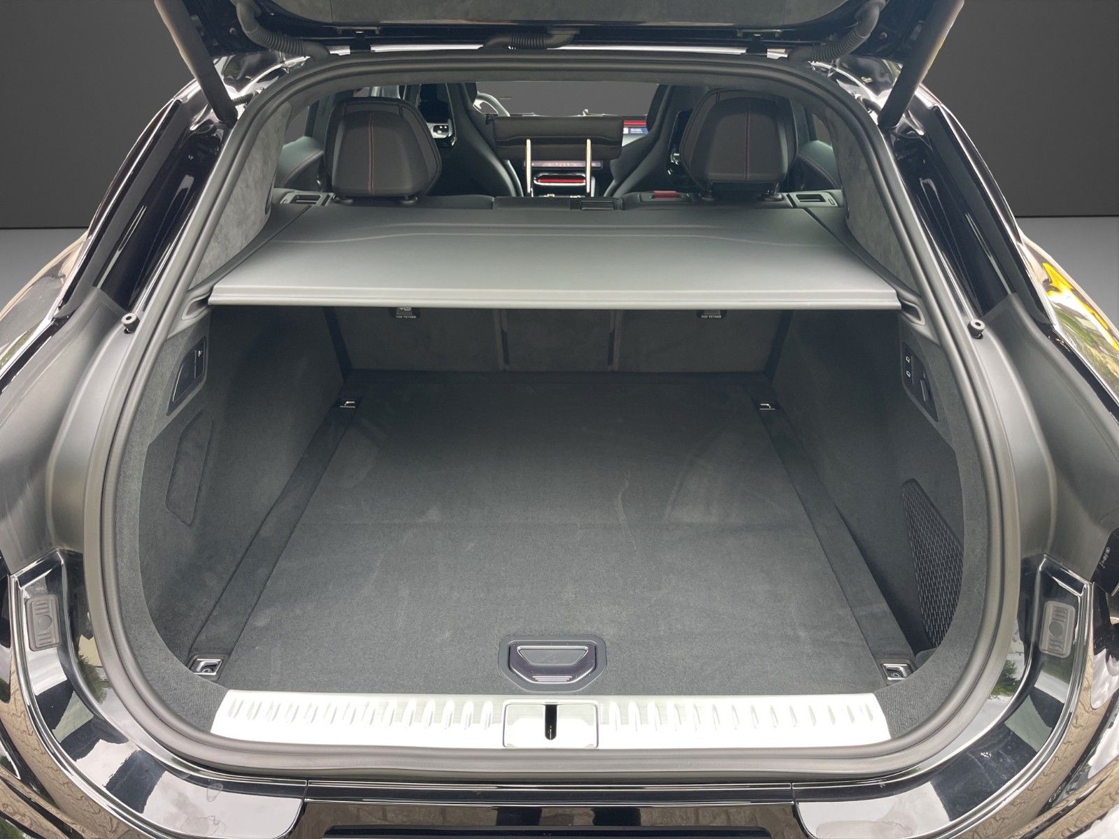 Fahrzeugabbildung Lotus Eletre 600 Sport SE Lotus Wuppertal