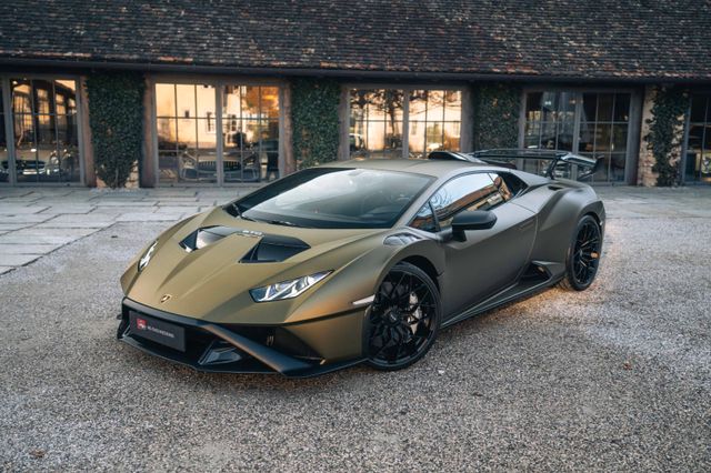 Lamborghini Huracan STO in Verda Gea, Lift, Carbon, Titan