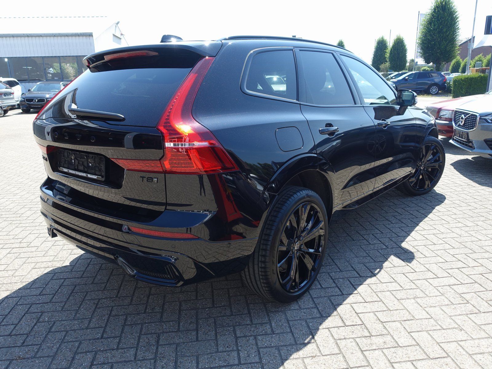 Volvo XC60 Black Edition Ultra T8 AWD HUD/PANO/360°KAM imagem 2