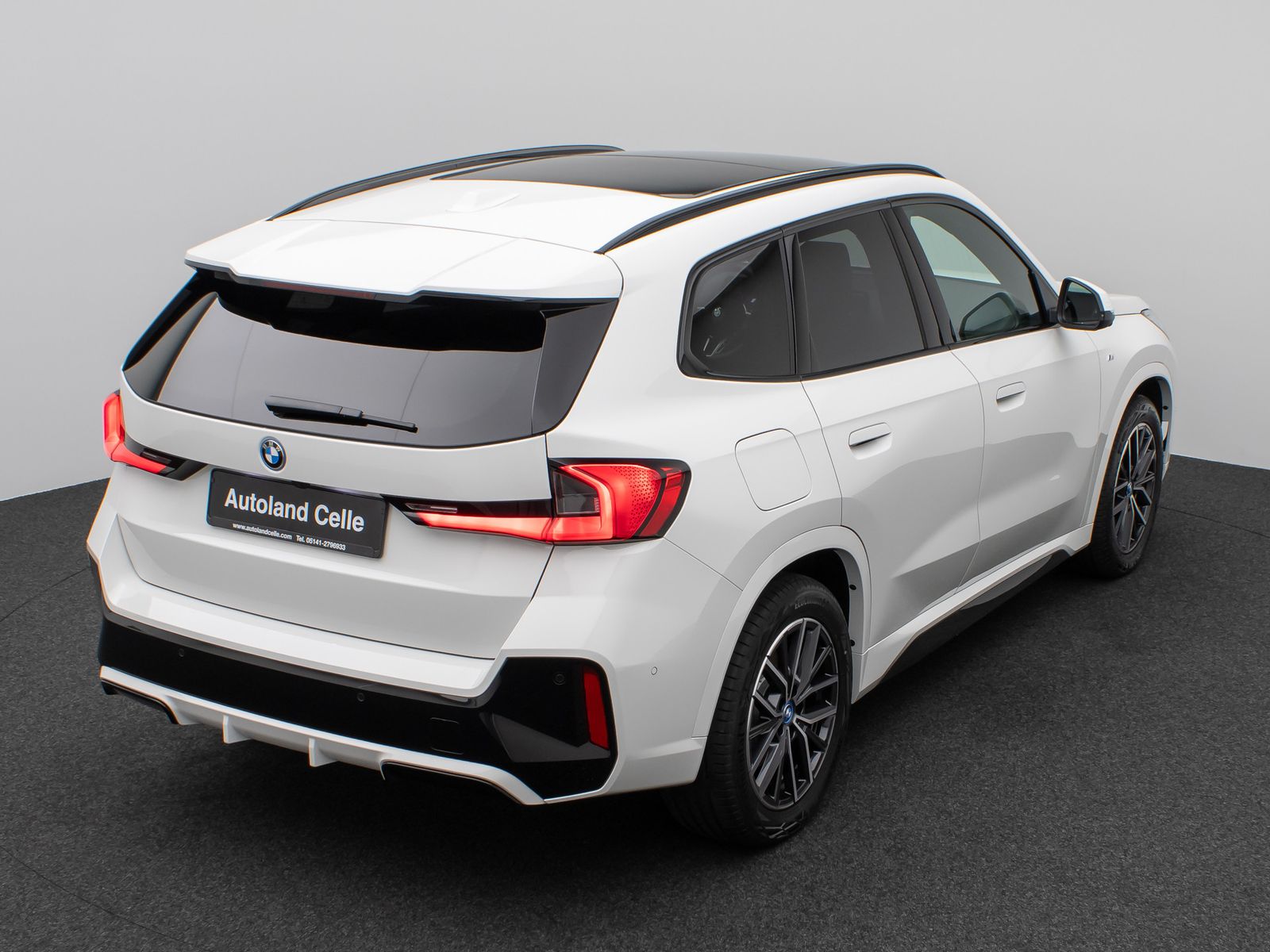 Fahrzeugabbildung BMW X1 xD30e M Sport Panorama 360°HUD DAB H/K AHK