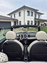 MINI Cooper Cabrio Cooper - MINI Cooper Cabrio aus 2012