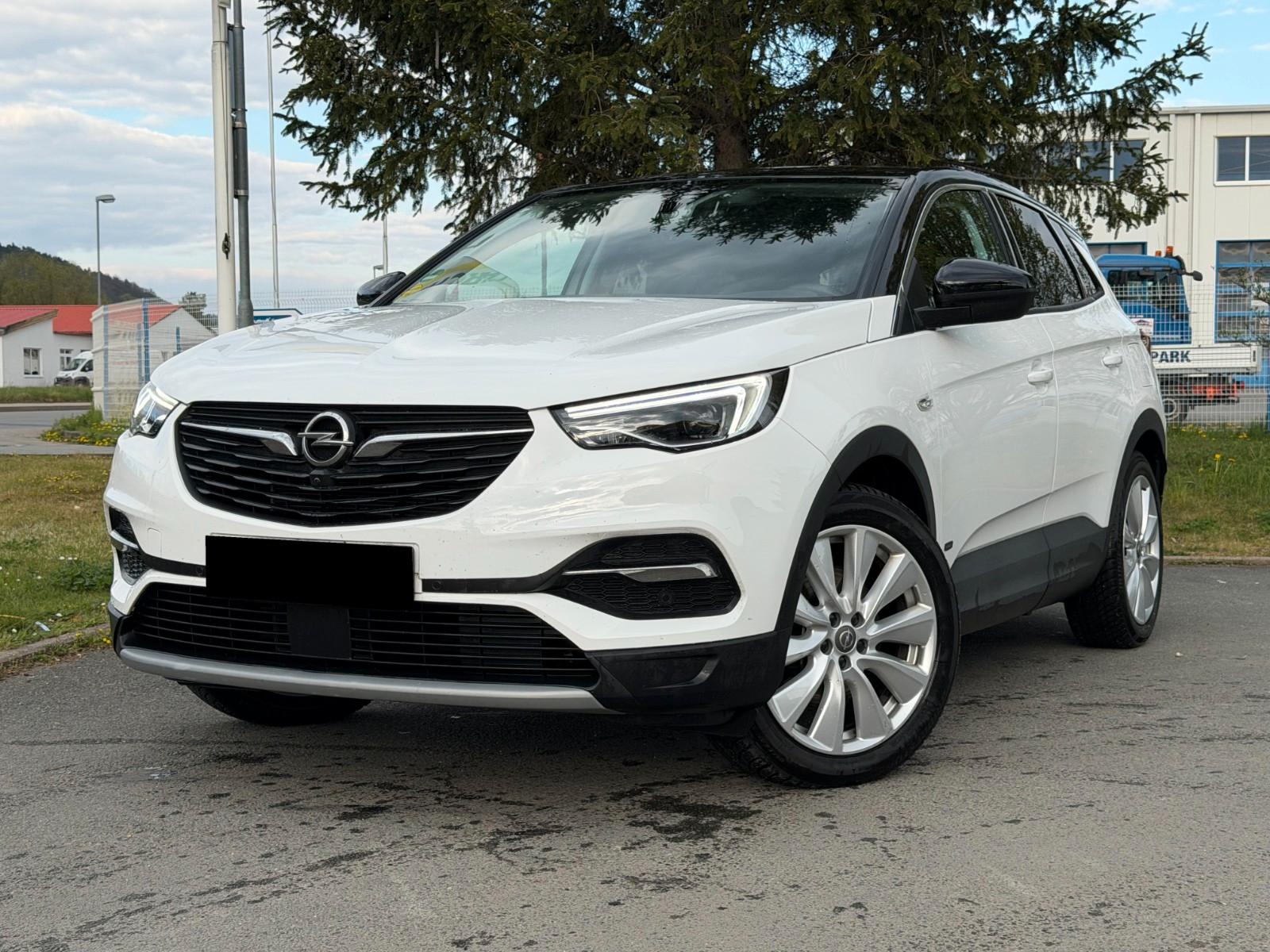 Opel Grandland X Hybrid 4x4 LED AGR Navi AHZV 1. Hand