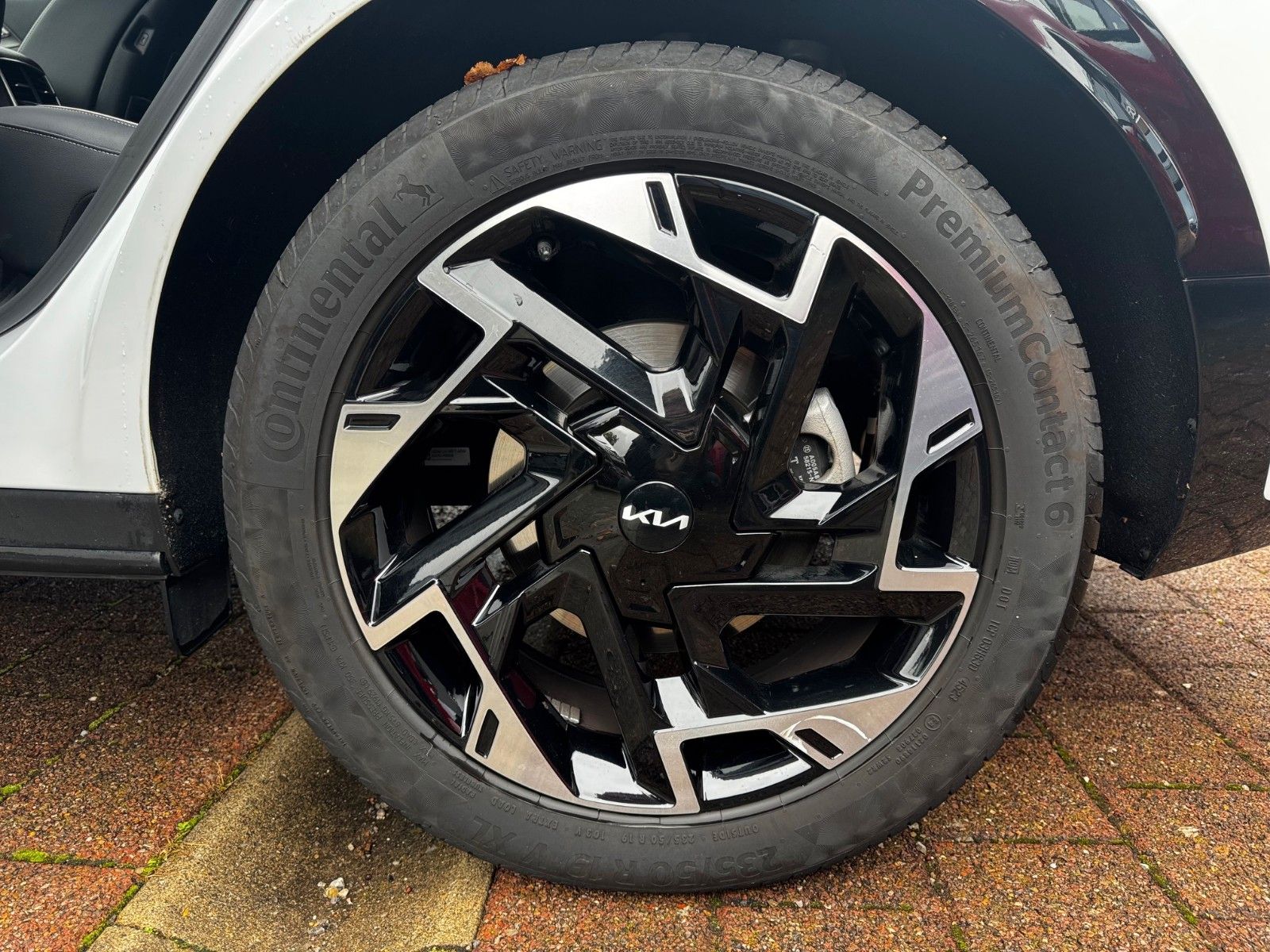 Fahrzeugabbildung Kia SPORTAGE 180PS AWD GTL DRIVEP. SOUNDP.