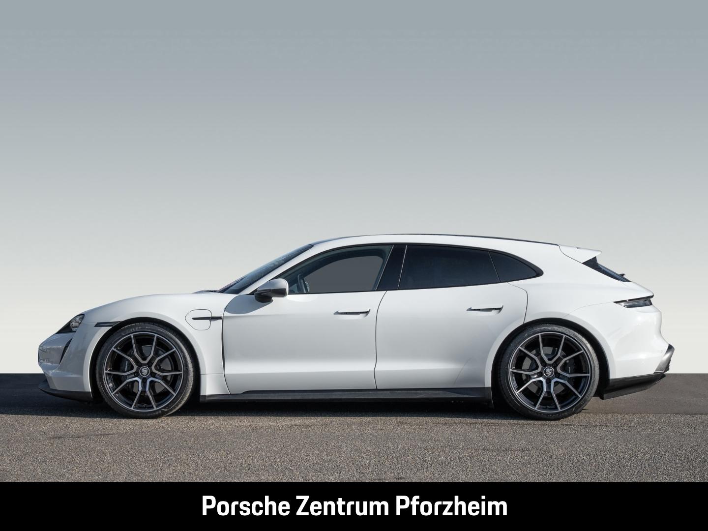 Porsche Taycan Sport Turismo BOSE Luftfederung 21-Zoll