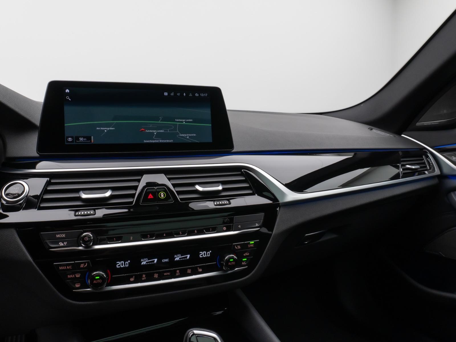 BMW 520d xD Tour Sport Line Pano H/K Exklusiv Paket