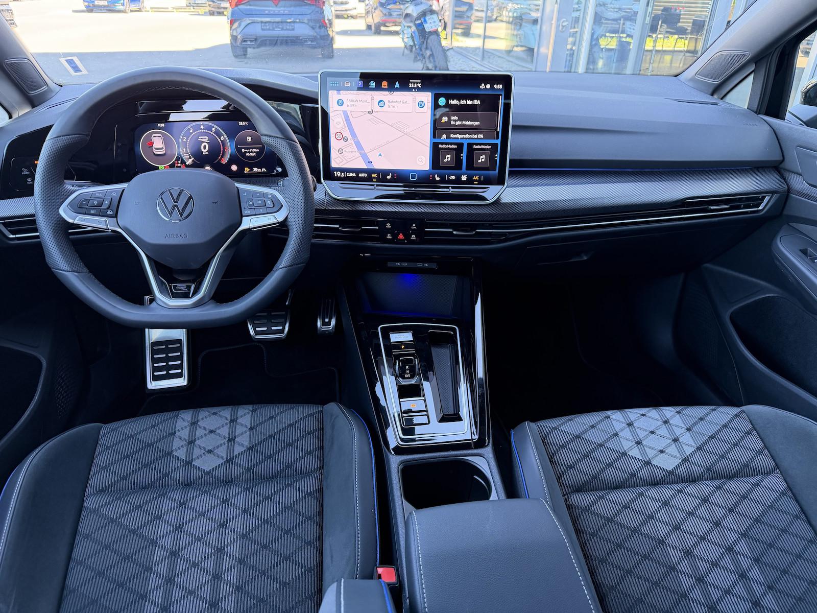 Volkswagen Golf 1.5eTSI DSG R-Line Black Style AHK 18 ́ ́, миниатюра 8