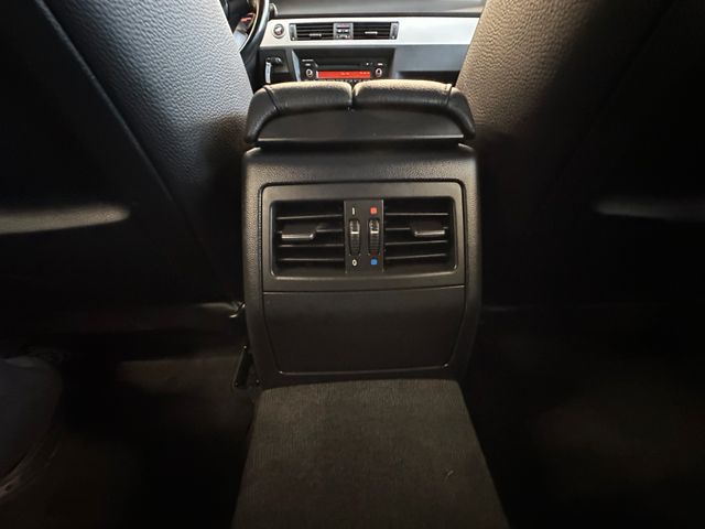 MYAUTOCENTER – Gebraucht- und Jahreswagen mit Werkstattservice in Pfaffenhofen BMW 3 Touring 320d *Klima*Automatik*Sitzheizung*