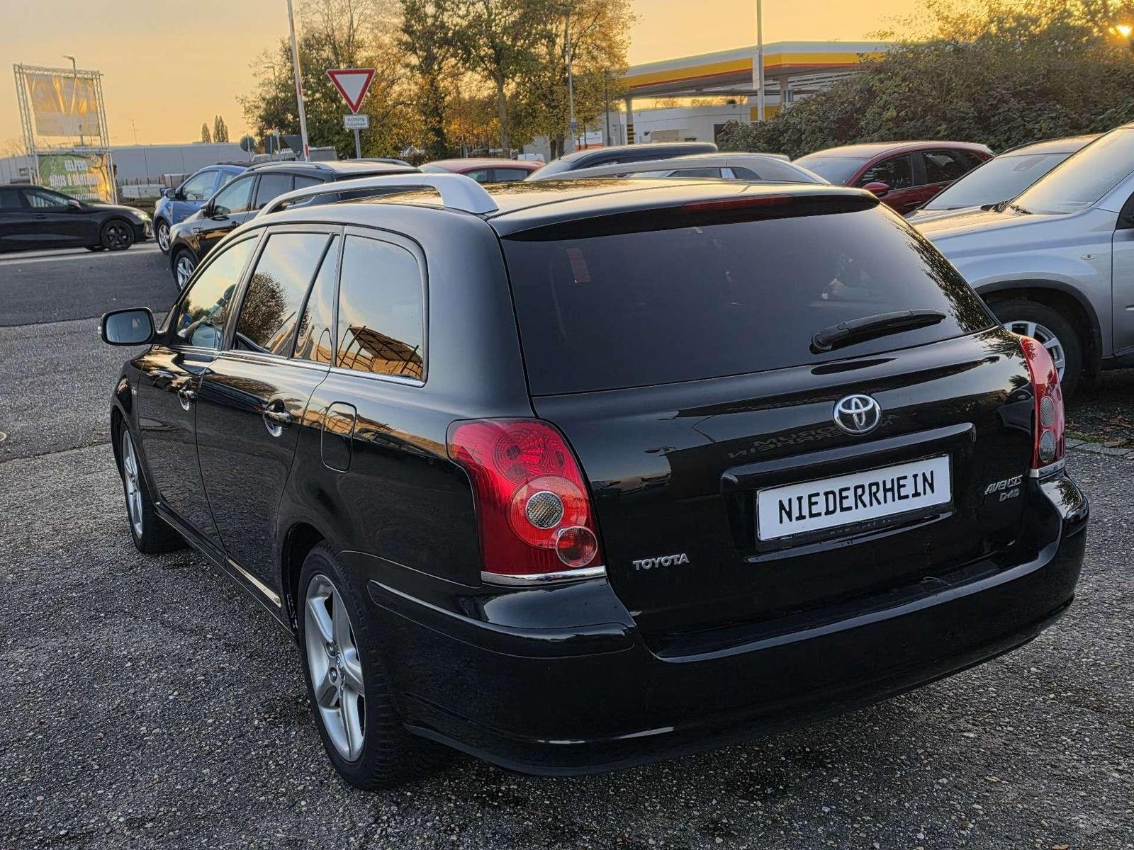 Toyota Avensis 2007 — photo 5