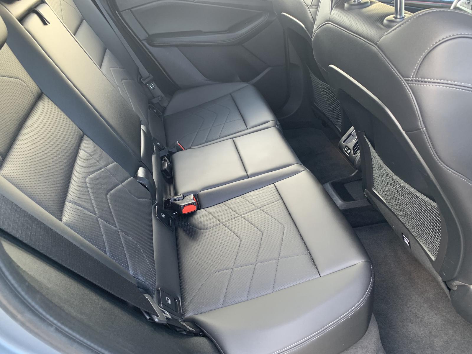 BMW 230e xDrive AHK, HUD, Standhz. Luxury Line