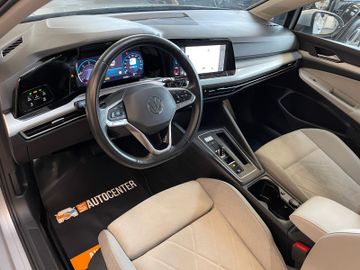 MYAUTOCENTER – Gebraucht- und Jahreswagen mit Werkstattservice in Pfaffenhofen Volkswagen Golf VIII Variant Life *1. Hand*Kamera*AHK*Klima