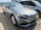 Mercedes-Benz C 250 Lim. CGI Exclusive+LED+NAVI+KAMERA+LEDER+ - Mercedes-Benz C-Class: Exclusive