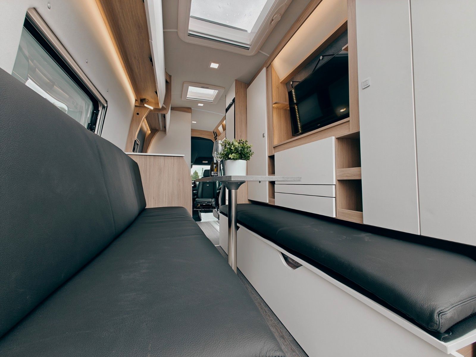 Fahrzeugabbildung Frankia YUCON 7.0 4x4 LOUNGE X by palmo