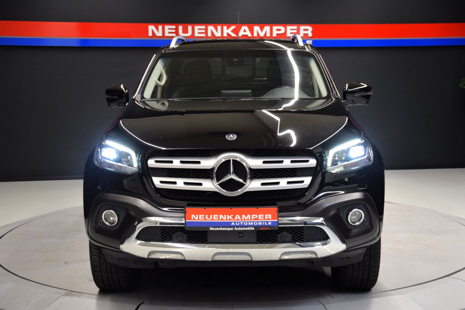 Fahrzeugabbildung Mercedes-Benz X 250 d 4Matic Doppelkabine Edition Power LED