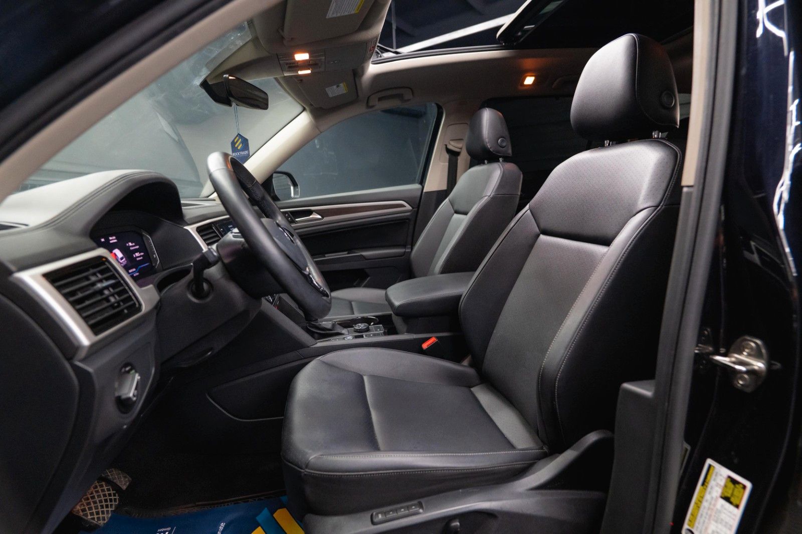 Fahrzeugabbildung Volkswagen ATLAS 3.6 4x4 SEL PREMIUM *7 Sitze*Pano*ACC*LED*