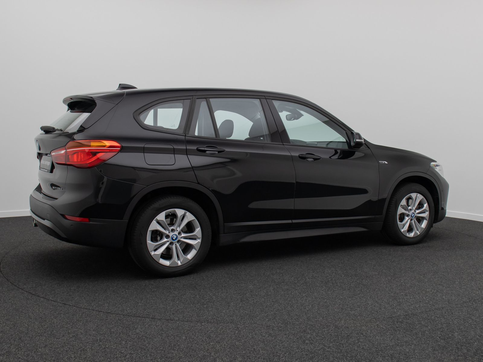Fahrzeugabbildung BMW X1 xD25e GeschwindigReg ParkAss DAB HiFi Lordos