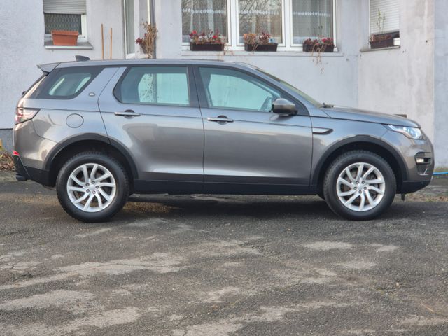 Land Rover Discovery Sport SE AWD