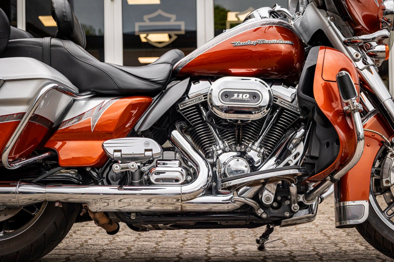 Fahrzeugabbildung Harley-Davidson FLHTKSE CVO Electra Glide Ultra Limited 110 CUI