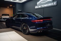 PORSCHE Panamera Turbo*360*PANO*MEMORY*S.-CHRONO*MATRIX*