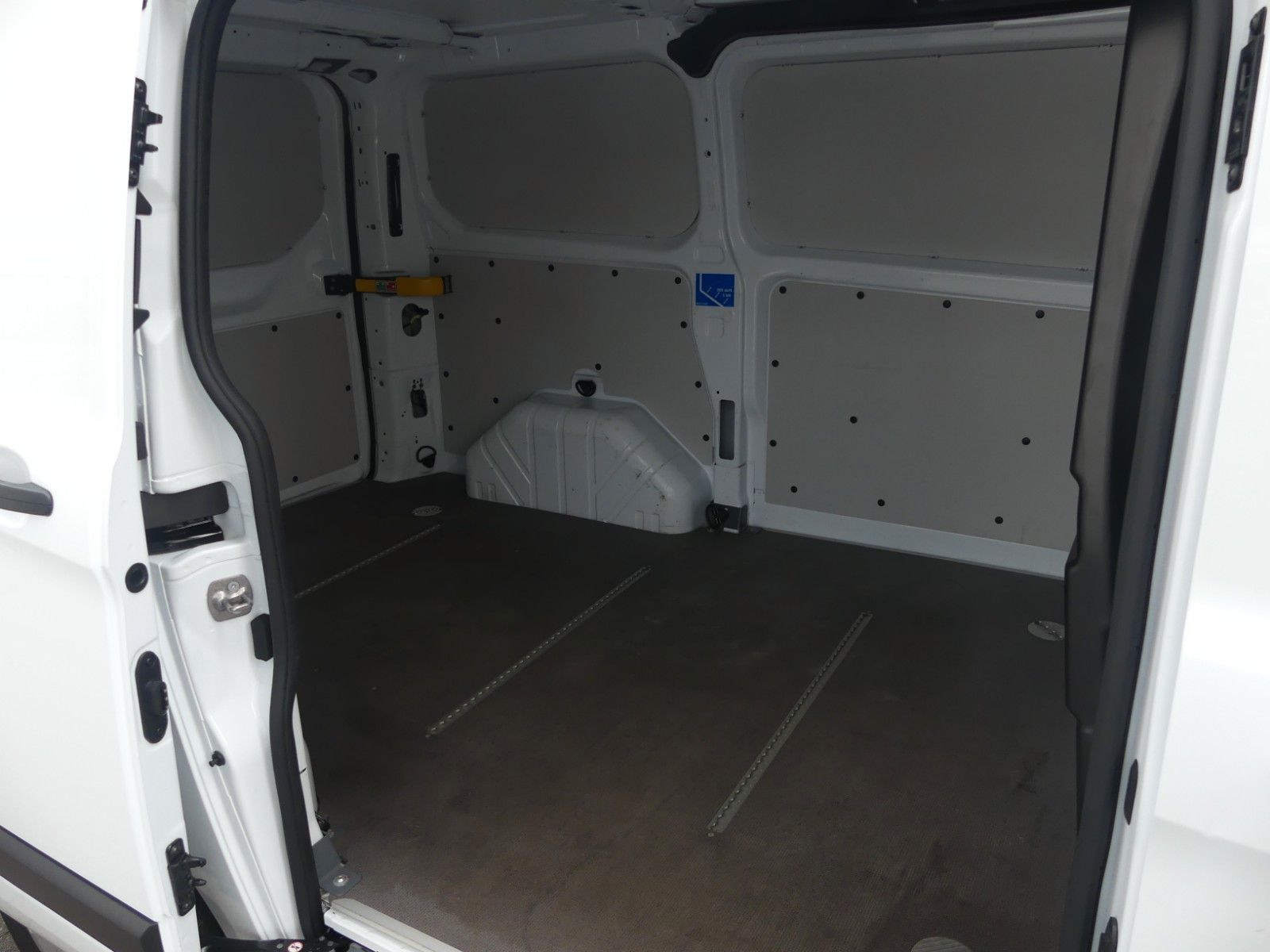 Fahrzeugabbildung Ford Transit Custom Kasten 320 L1 Trend*BLIS*Kamera