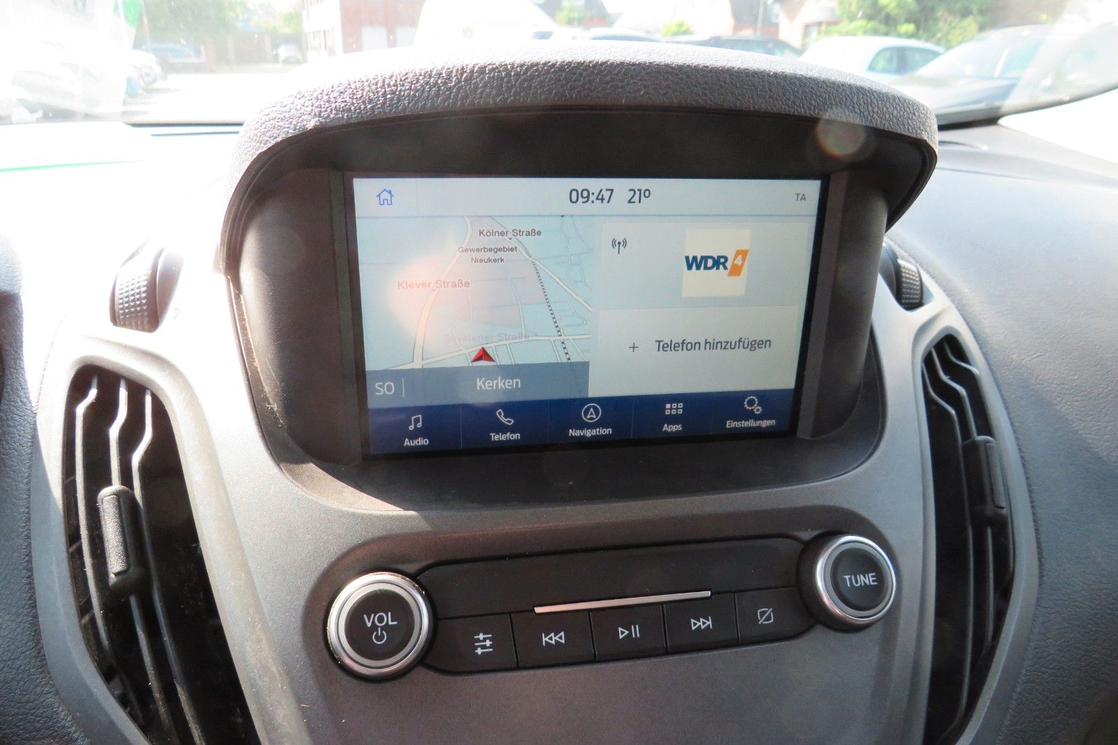 Fahrzeugabbildung Ford Transit Courier TREND NAVI SCHECKHEFT 1.HD