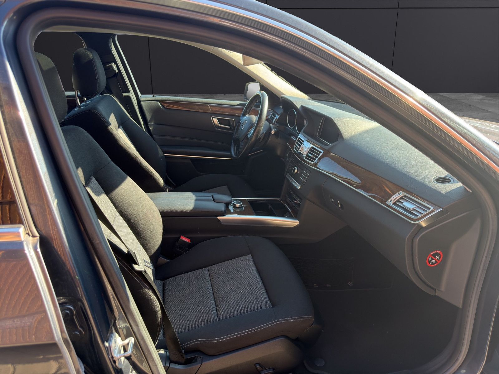 Fahrzeugabbildung Mercedes-Benz E 350 Limousine/2.Hand/Scheckheft/Top/360gKamer
