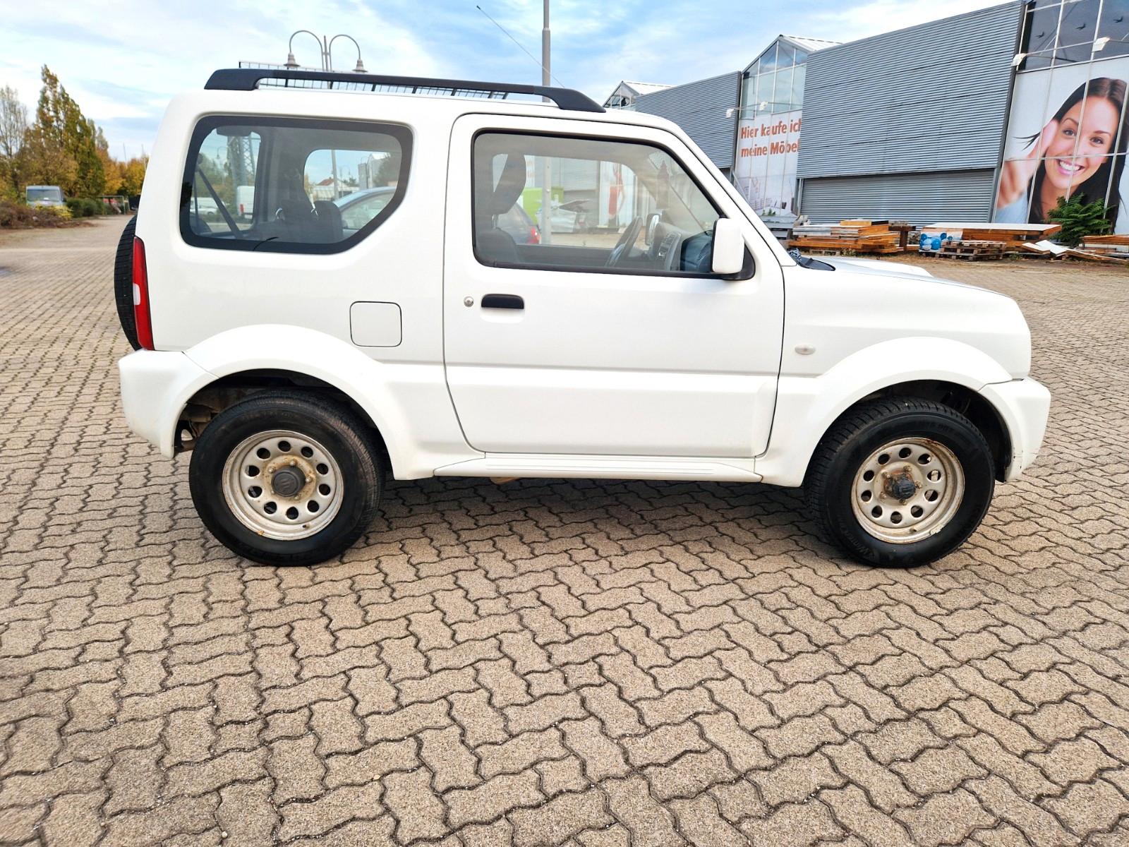 Suzuki Jimny 2015 — engine 1.328 cm³, 84 HP (62kW)
