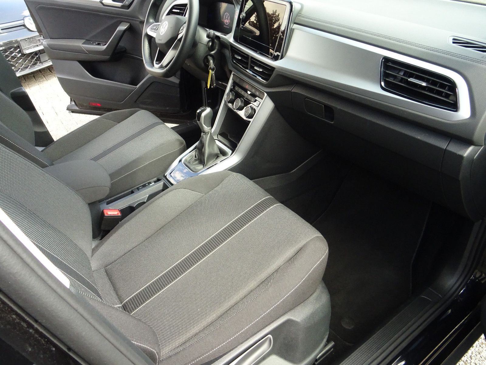 Volkswagen T-Roc 1.0 TSI Life Virt Led Navi/App PDC SHZ foto 11