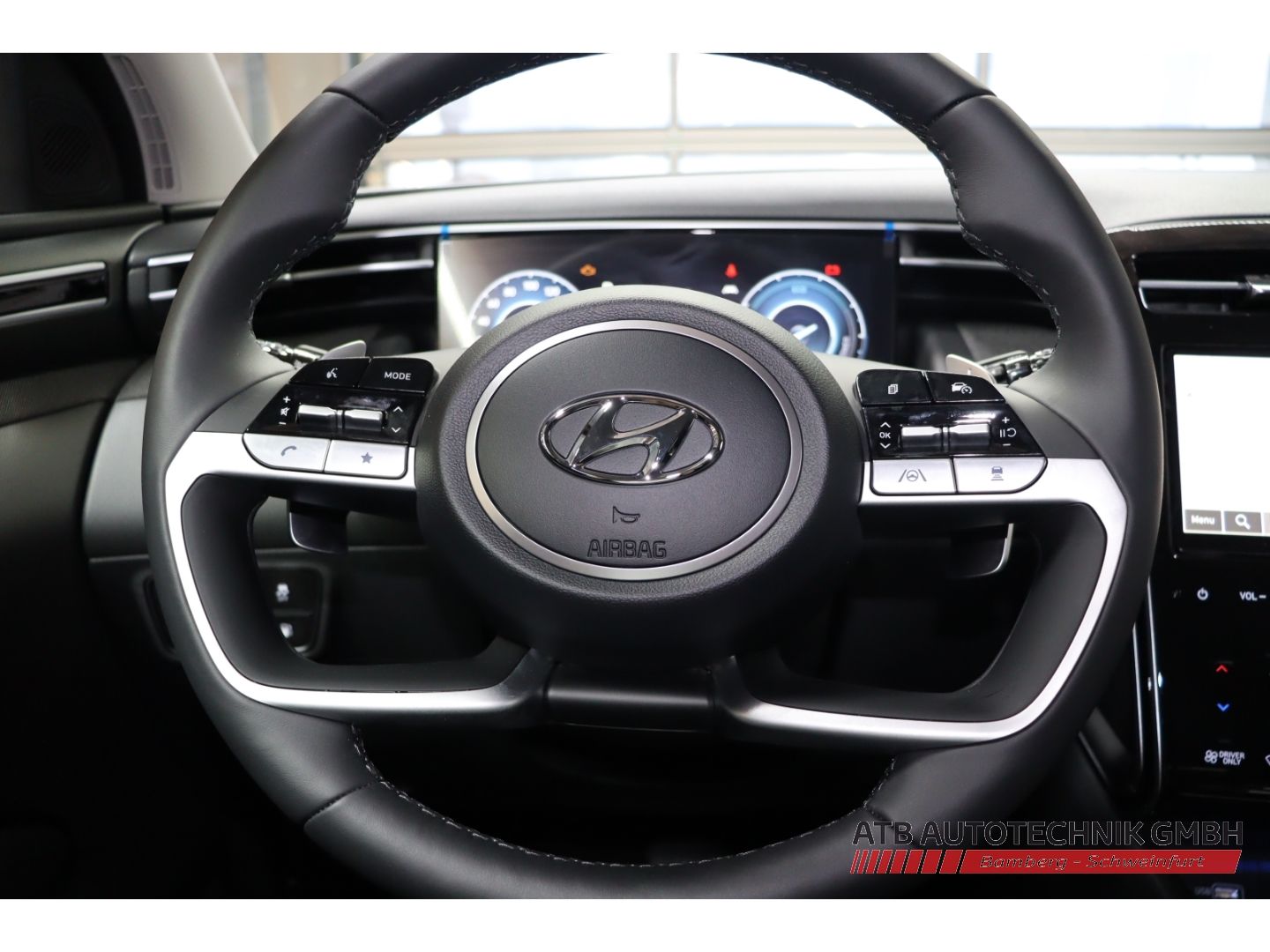 Fahrzeugabbildung Hyundai TUCSON Plug-In Hybrid MJ22 Trend 1.6 T-GDI 4WD K
