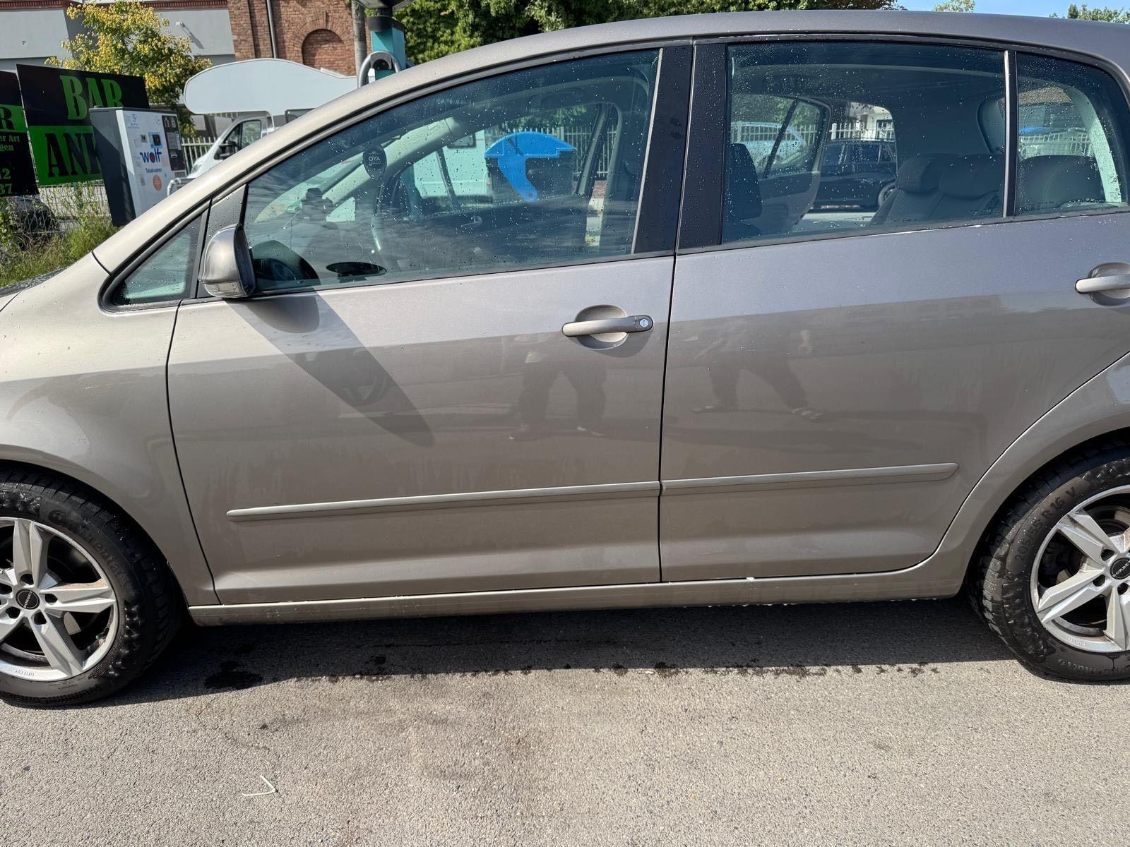 Volkswagen Golf Plus 2010 — engine 122 HP (90kW)