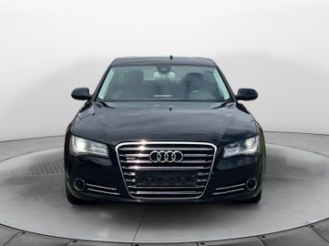 Audi A8 - 8