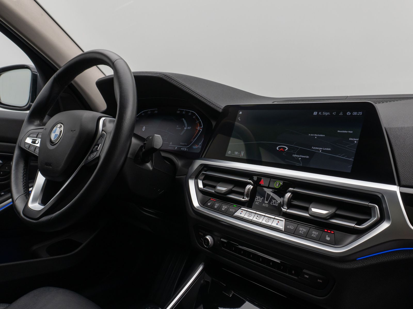Fahrzeugabbildung BMW 320i xD Luxury Line El.Glasdach Kamera HiFi AHK