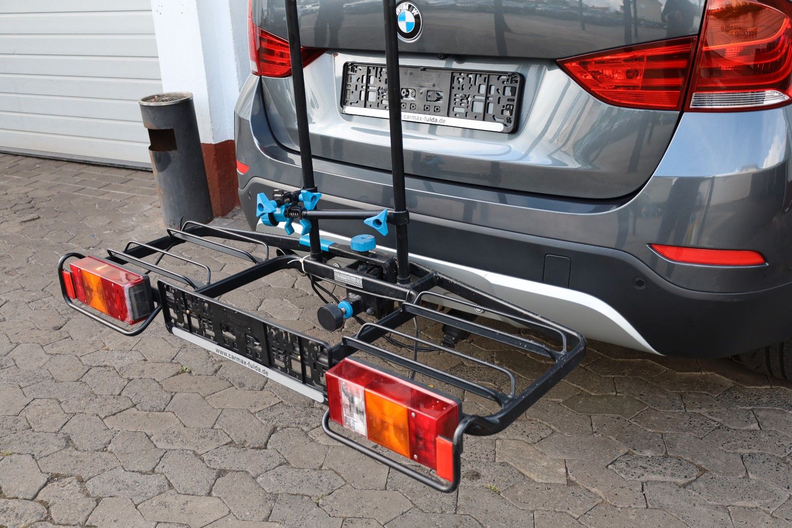 Fahrzeugabbildung BMW X1 20i xDrive XLine Navi,Xenon,Kamera,SH,PDC,AHK