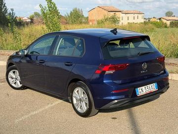 Volkswagen Golf - 12