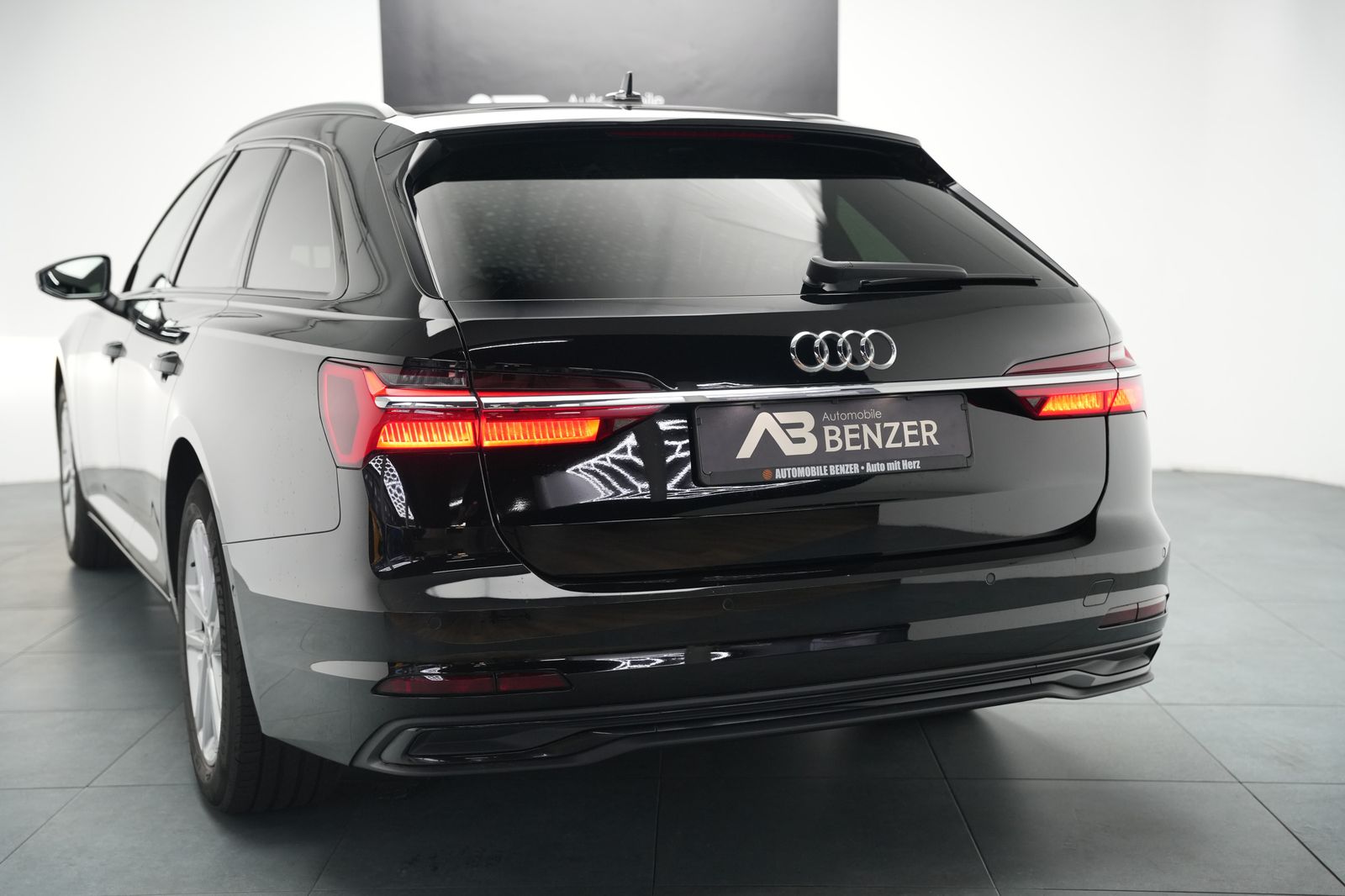 Fahrzeugabbildung Audi A6 Avant 35 TDI *Virtual*Navi*SHZ*AHK*Klima*