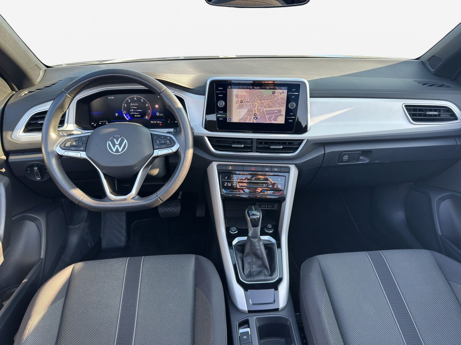 Volkswagen T-Roc - Bild 7