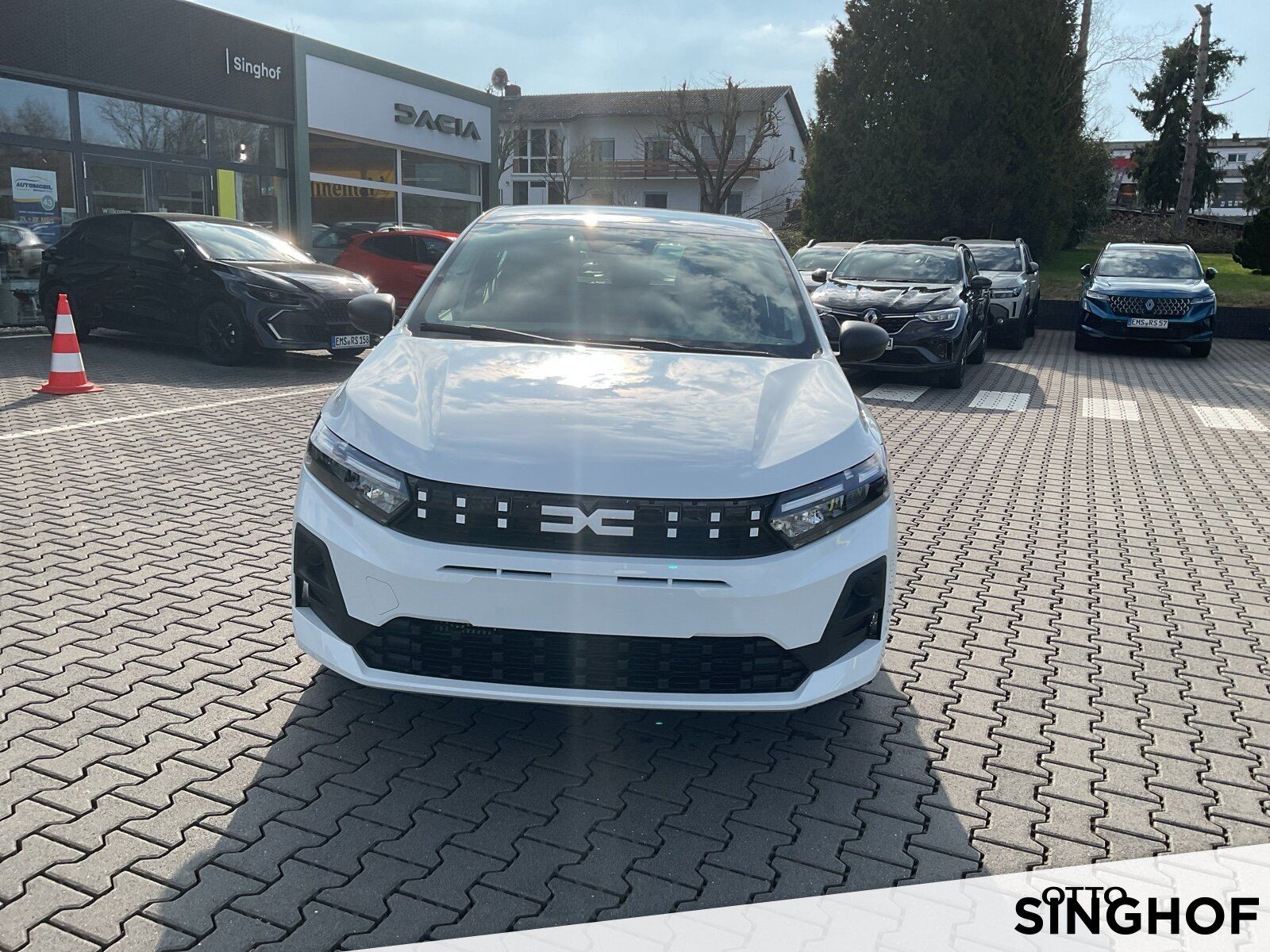 Fahrzeugabbildung Dacia Neuer Sandero Essential TCe 100