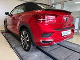 Volkswagen T-Roc Cabriolet R-Line 1.5 TSI DSG Standhzg Navi - Volkswagen T-Roc mit Benzin-Antrieb: Cabrio, Automatik