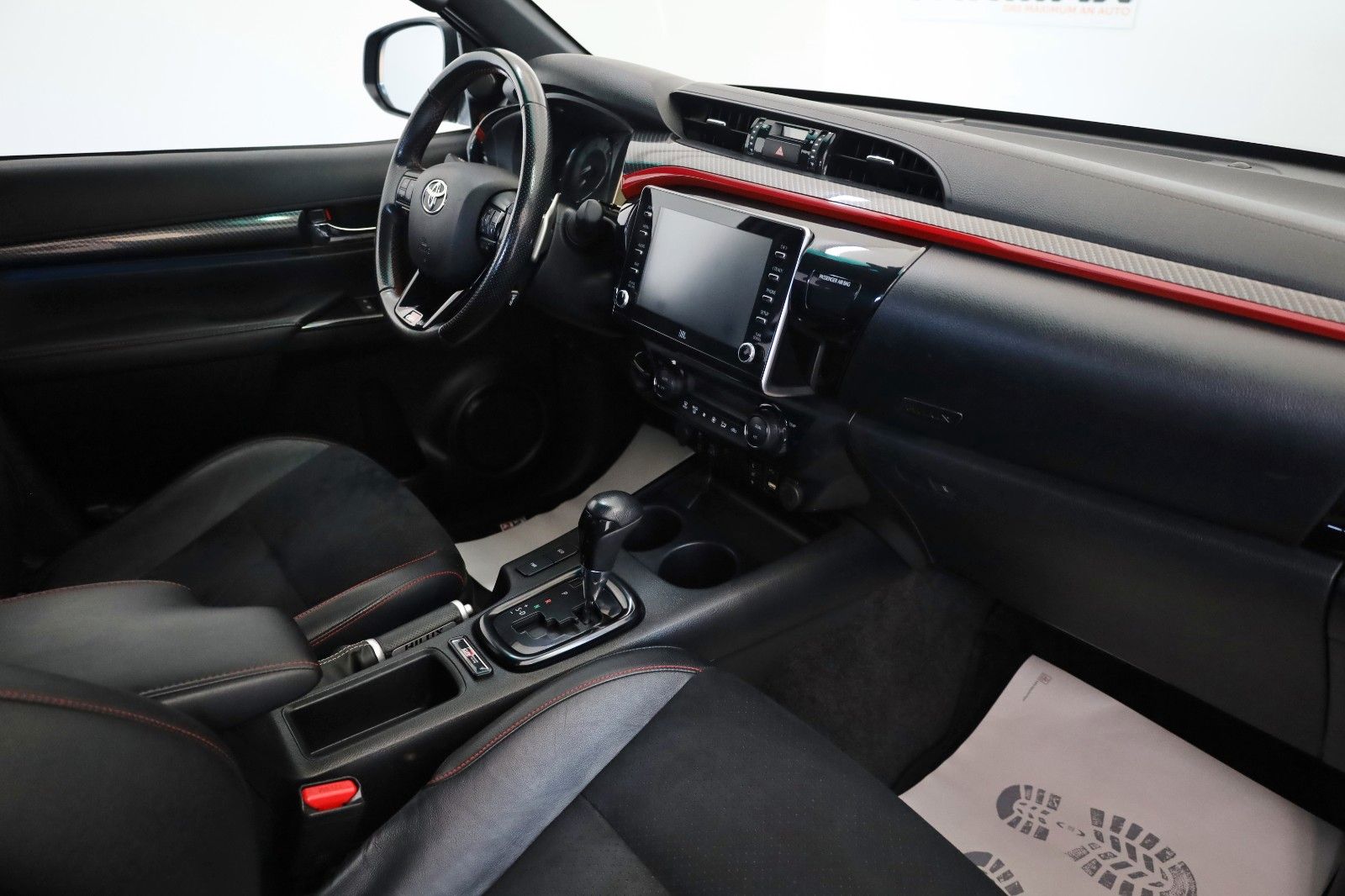 Fahrzeugabbildung Toyota Hilux 2.8 D-4D GR Sport,Alcant,.ACC,Rollo el,AHK