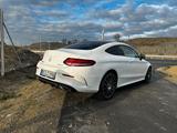 Mercedes-Benz C 400 4MATIC | Burmester & Volldigitales Tacho - Mercedes-Benz C 400 aus 2020