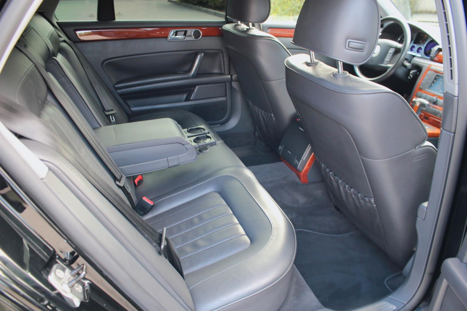 Volkswagen Phaeton V6 4Motion*NAVI*XENON*LEDER*PDC*4xSHZ*