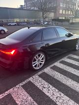 Audi A6 45 TFSI S tronic S line  Black 21Z/Matrix - Audi A6 Limousine 4b mit Benzin-Antrieb