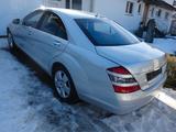 Mercedes-Benz W221.071 mit V8 Motor, Nachtsichtassistent - Mercedes-Benz S 500 Gebrauchtwagen in München