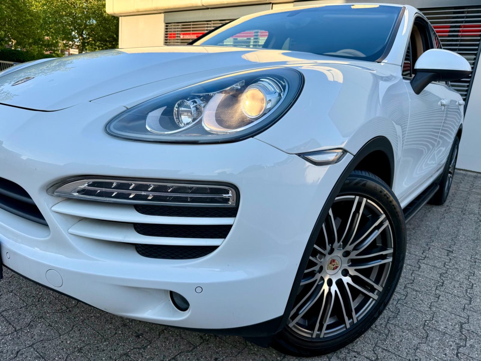 Porsche Cayenne*Sport*Schiebedach*20Zoll*Navi*Bose Sound
