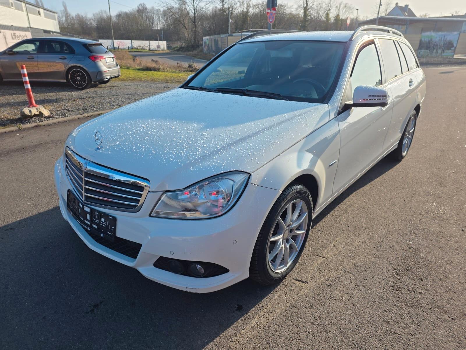 Mercedes-Benz C180 C T-Modell,BlueEfficiency,Automatik