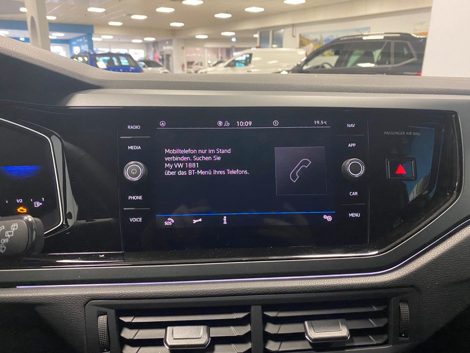 Fahrzeugabbildung Volkswagen Taigo 1.5 TSI DSG R-LINE+Black Style+ACC+Matrix+