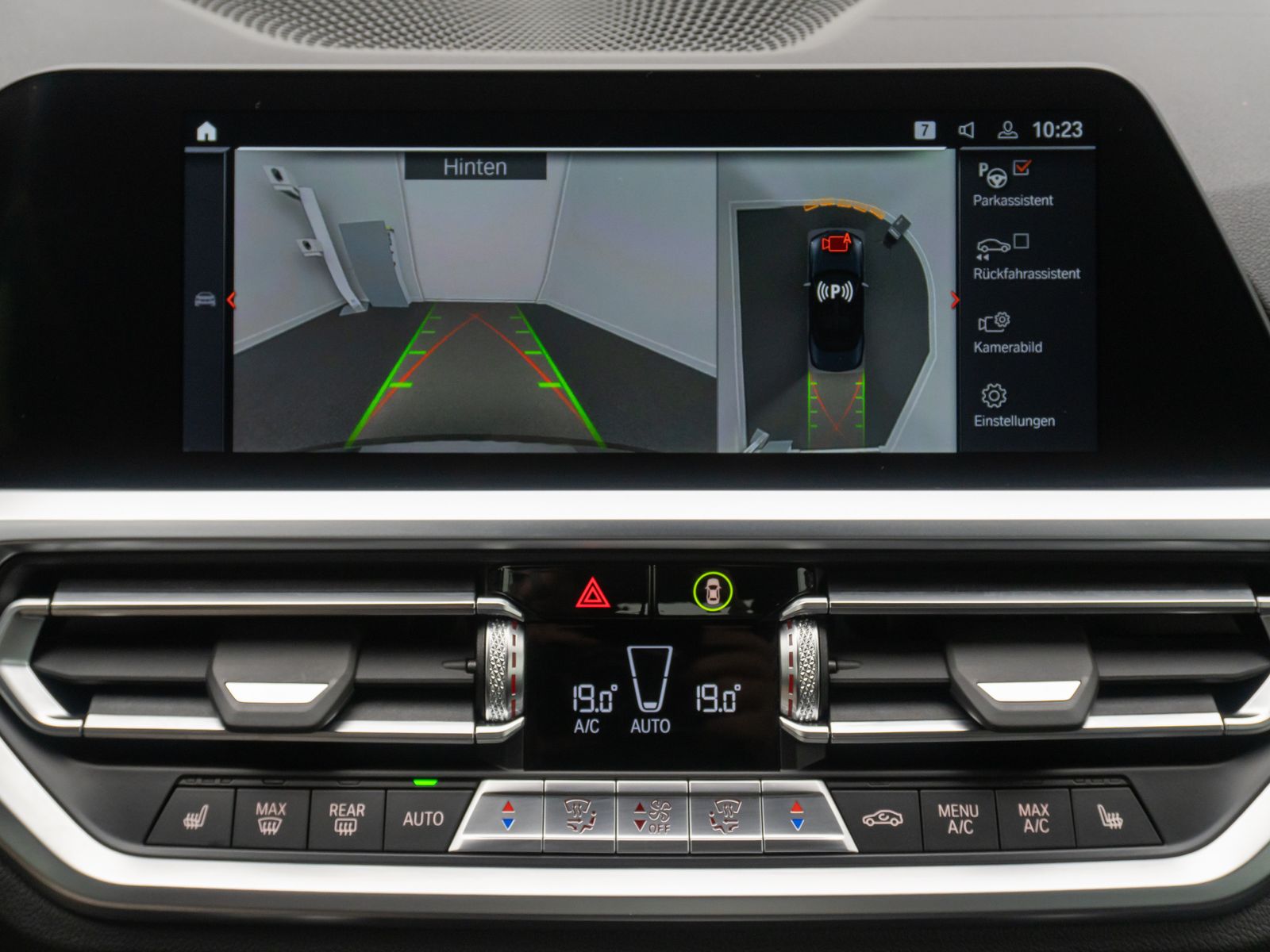 Fahrzeugabbildung BMW M440i xD 360° H/K Komfort HUD DAB Leder 19Zoll