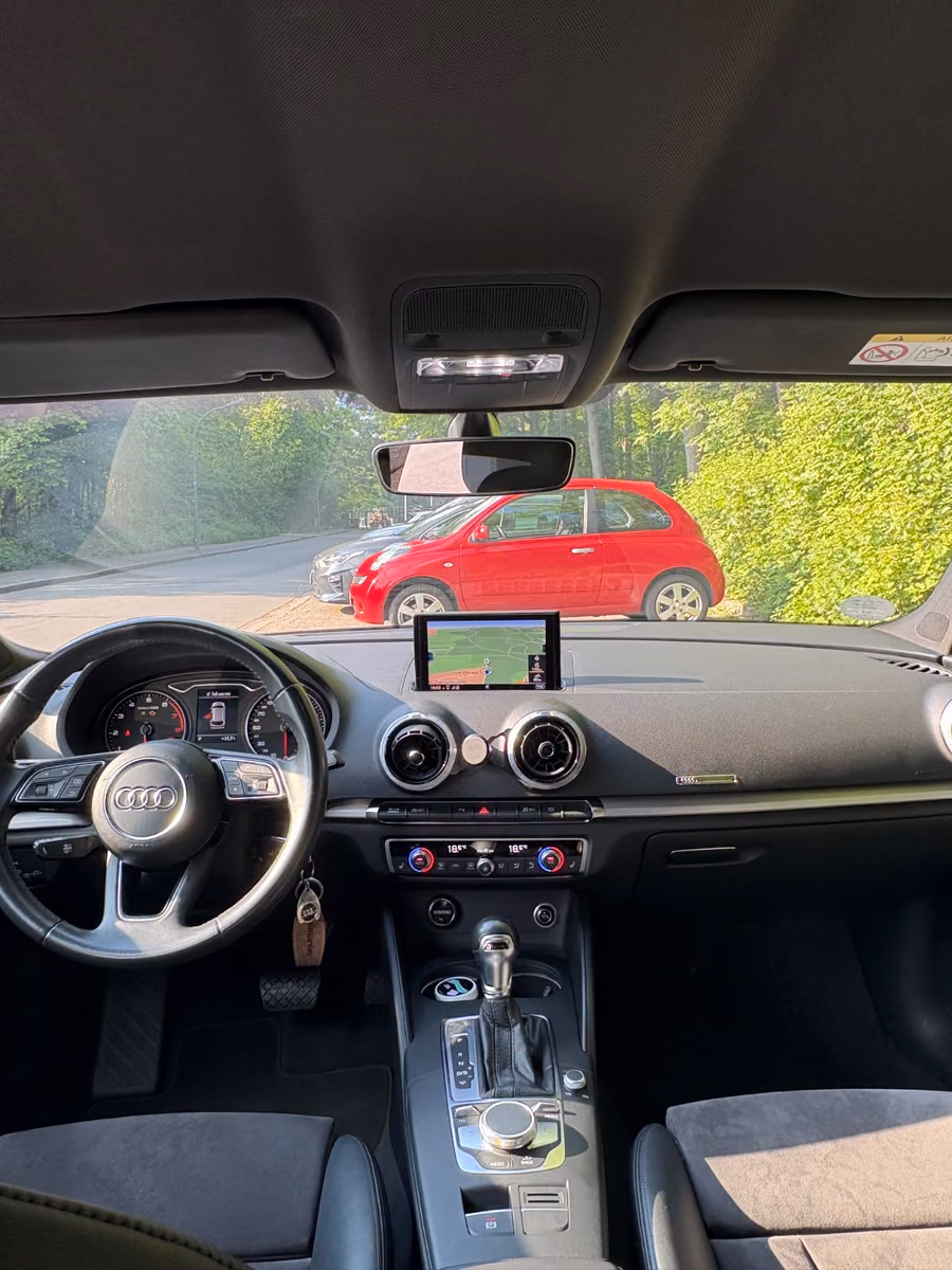 Audi A3 1.5 TFSI Sportback S Tronic - Alcantara/8Fach