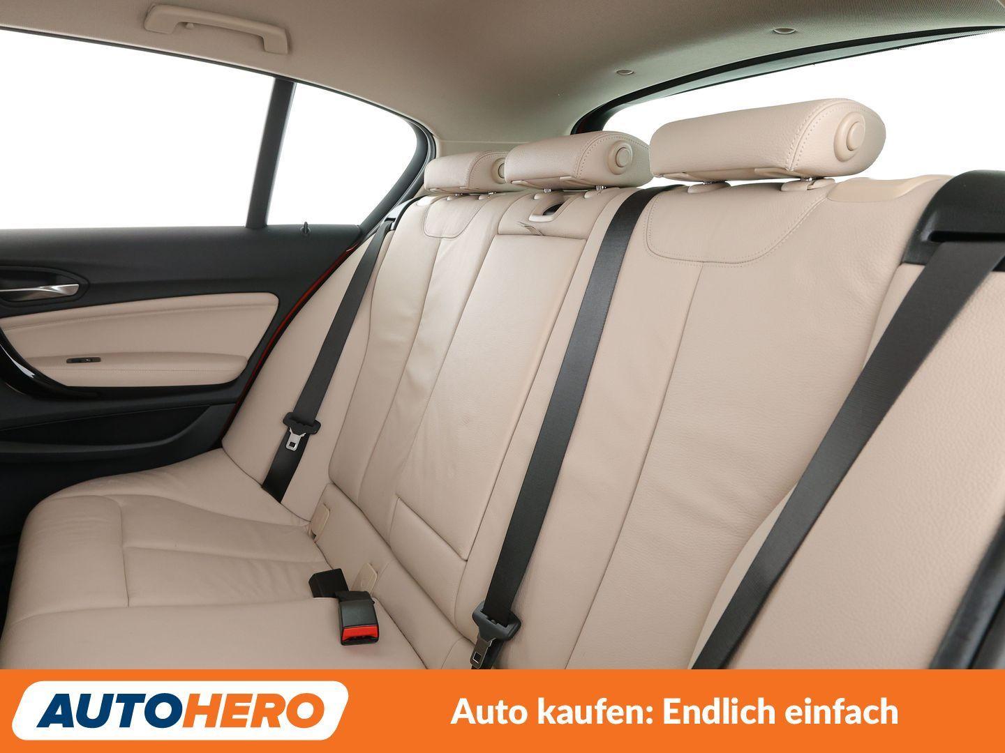 BMW 1er 120i Sport Line Aut.*NAVI*LED*TEMPO*PDC*SHZ*