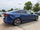 Jaguar XE D200 R-Dynamic Black *LED, Kamera, LM19",Navi - Jaguar XE Gebrauchtwagen