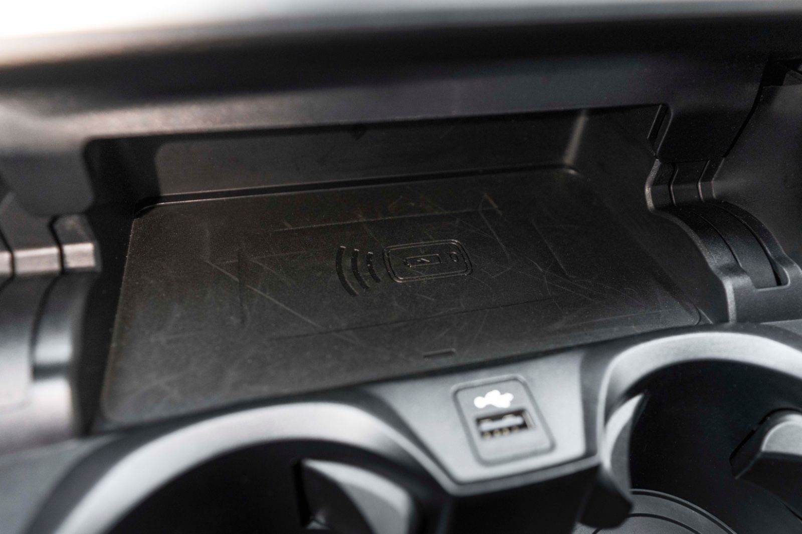 Fahrzeugabbildung BMW i4 M50 GC H&K LASERLICHT KAM CARPLAY ACC M+S